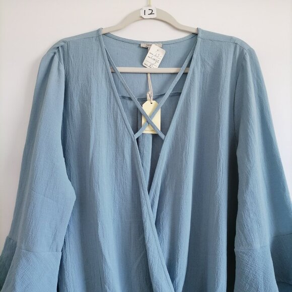 NWT Jodifl Womens Gray Bell Sleeve Surplice Neck Faux Wrap Blouse Top Size L - Picture 2 of 7